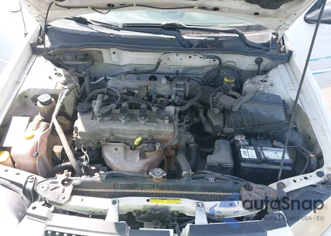 2004 Nissan Sentra 1.8S z USA, uszkodzony, nr VIN 3N1CB51D24L480625